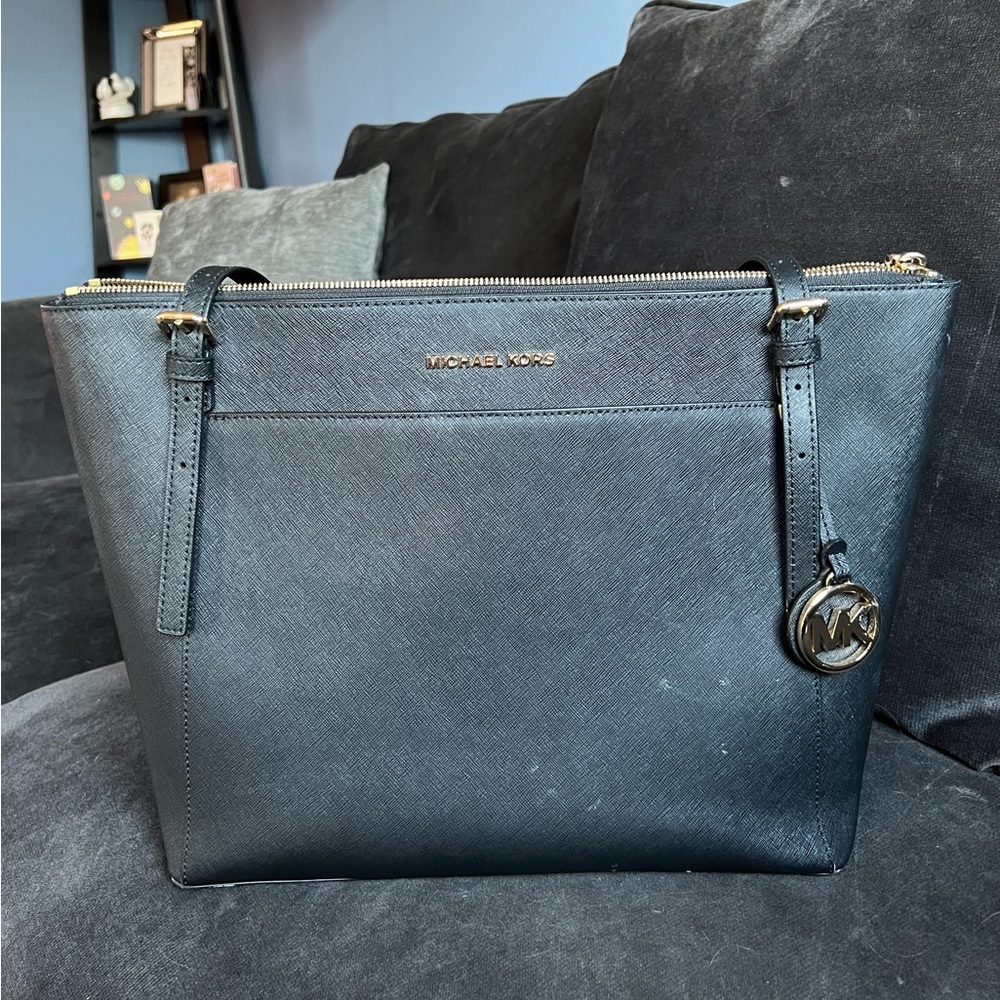 Michael Kors Tote